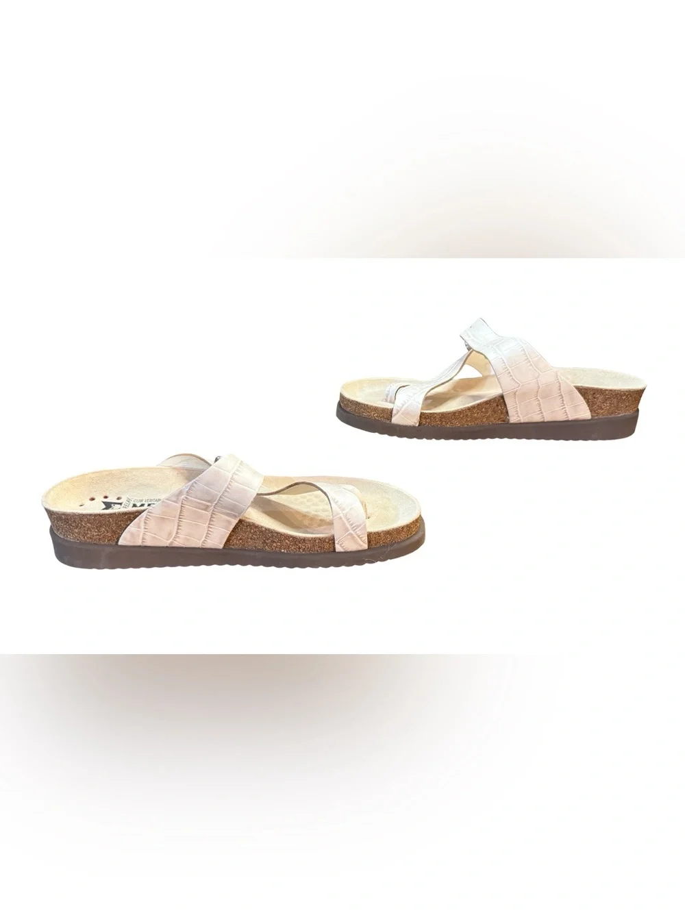 Mephisto Helen White Croc-Embossed Leather Thong Sandals Women’s Size 6